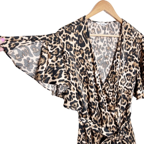 BB Dakota Womens Leopard Print Ruffle Wrap Mini Dress Flutter Sleeve Belted - Picture 6 of 16